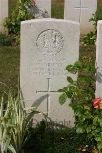 Tincourt New British Cemetery - Grant, A