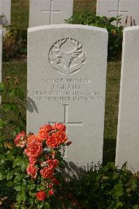 Tincourt New British Cemetery - Grant, J