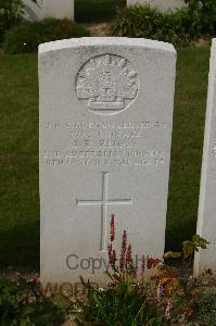 Tincourt New British Cemetery - Gregan, John Robert Francis