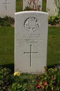 Tincourt New British Cemetery - Gregory, W