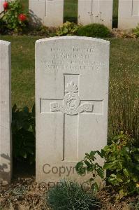 Tincourt New British Cemetery - Grogan, P