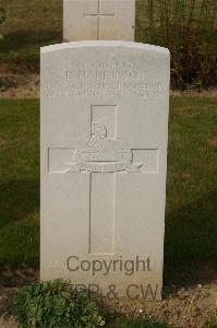Tincourt New British Cemetery - Hankinson, Robert