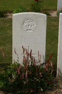 Tincourt New British Cemetery - Harland, William