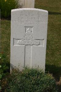 Tincourt New British Cemetery - Harrad, E C