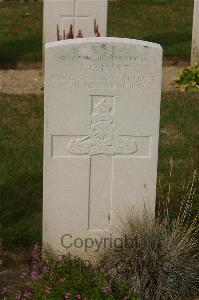 Tincourt New British Cemetery - Hart, J L