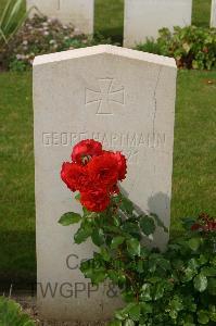 Tincourt New British Cemetery - Hartmann, Georg