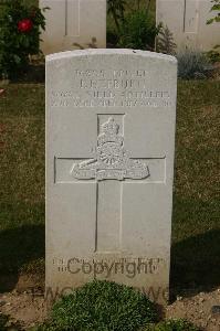 Tincourt New British Cemetery - Hepburn, J