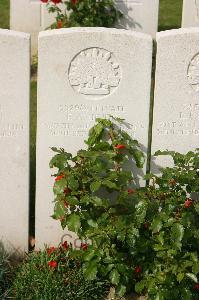 Tincourt New British Cemetery - Hinge, E A