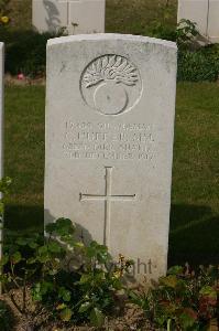 Tincourt New British Cemetery - Huffer, C