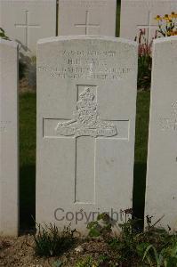 Tincourt New British Cemetery - Kaye, H H
