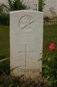 Tincourt New British Cemetery - Kernick, C S
