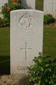 Tincourt New British Cemetery - Kinnear, J