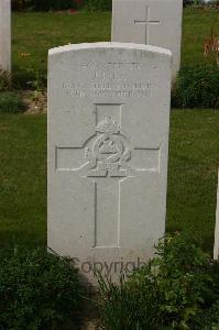 Tincourt New British Cemetery - Kirk, J
