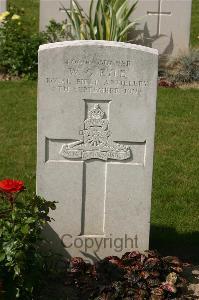 Tincourt New British Cemetery - Kyle, W G