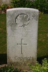 Tincourt New British Cemetery - Leveare, J G