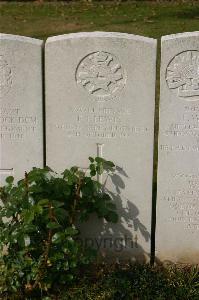 Tincourt New British Cemetery - Lewis, F J