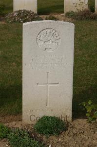 Tincourt New British Cemetery - Linnett, H L J