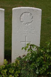 Tincourt New British Cemetery - Lizmore, P R