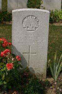 Tincourt New British Cemetery - Logan, Percy William