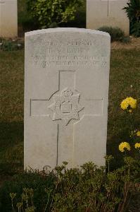 Tincourt New British Cemetery - Lunn, Thomas Vivian