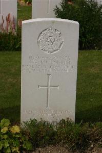Tincourt New British Cemetery - MacDonald, A G