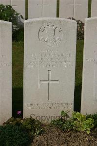 Tincourt New British Cemetery - MacGregor, Alexander John Lindsay