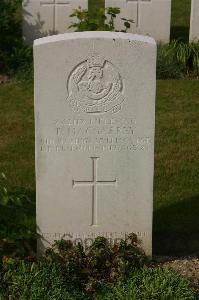 Tincourt New British Cemetery - MacGarrey, Terence