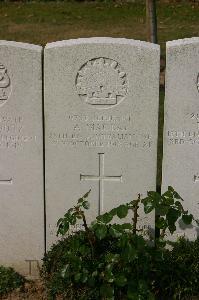 Tincourt New British Cemetery - MacKay, Alexander