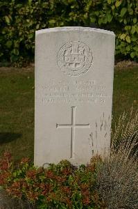 Tincourt New British Cemetery - Marlow, W