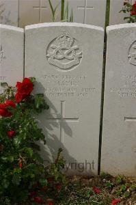 Tincourt New British Cemetery - Mayes, F