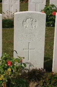 Tincourt New British Cemetery - McKail, J
