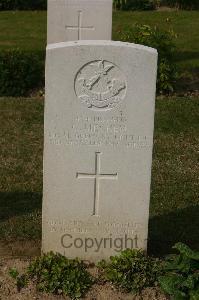 Tincourt New British Cemetery - Mechem, C