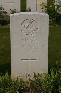 Tincourt New British Cemetery - Moon, Charles Herbert