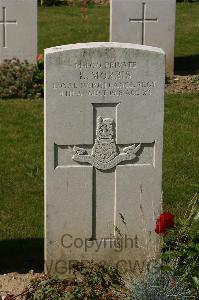 Tincourt New British Cemetery - Morris, Leonard