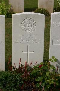 Tincourt New British Cemetery - Morton, Edward