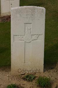 Tincourt New British Cemetery - Moscrop, S