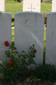 Tincourt New British Cemetery - Moyle, C W