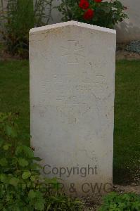 Tincourt New British Cemetery - Muller, August