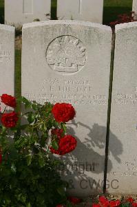 Tincourt New British Cemetery - Muston, Alfred Edward