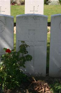 Tincourt New British Cemetery - Nixey, H L