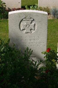 Tincourt New British Cemetery - Norman, H C