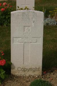 Tincourt New British Cemetery - Nutton, George Henry