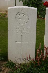Tincourt New British Cemetery - Parker, J