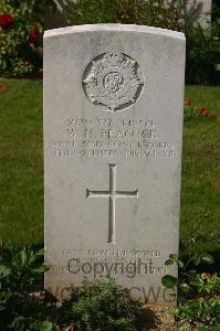 Tincourt New British Cemetery - Peacock, W H