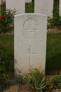 Tincourt New British Cemetery - Petersen, Frederick Theodore
