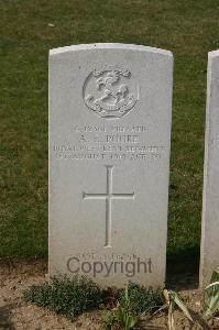 Tincourt New British Cemetery - Poore, A E