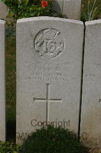 Tincourt New British Cemetery - Purves, Isaac