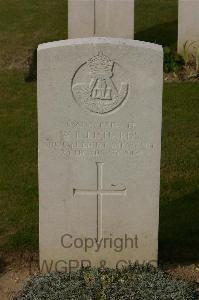 Tincourt New British Cemetery - Richards, W R