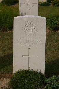 Tincourt New British Cemetery - Richardson, H R