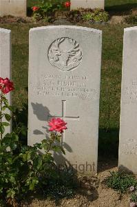 Tincourt New British Cemetery - Riddell, A G